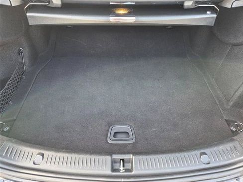 Used 2019 Mercedes-Benz E 300 image 6