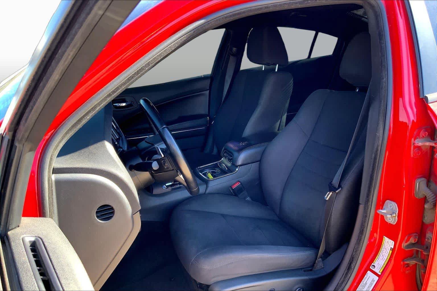 Used 2014 Dodge Charger SXT AWD/4WD image 8