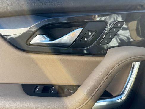 Used 2020 Chevrolet Blazer Premier w/ Driver Confidence II Package image 15