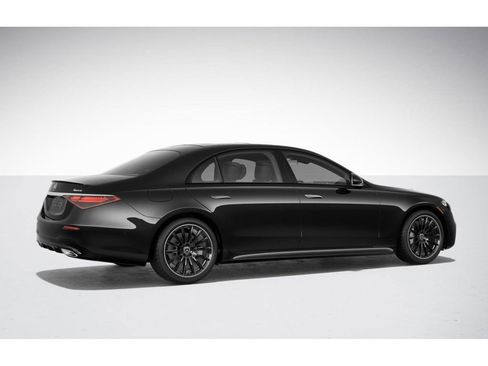 New 2025 Mercedes-Benz S 580 4MATIC Sedan image 19