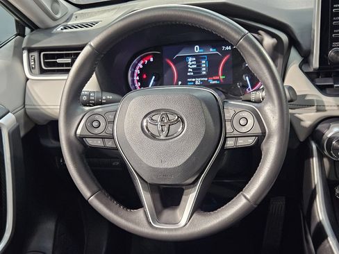 Used 2021 Toyota RAV4 Limited FWD image 27