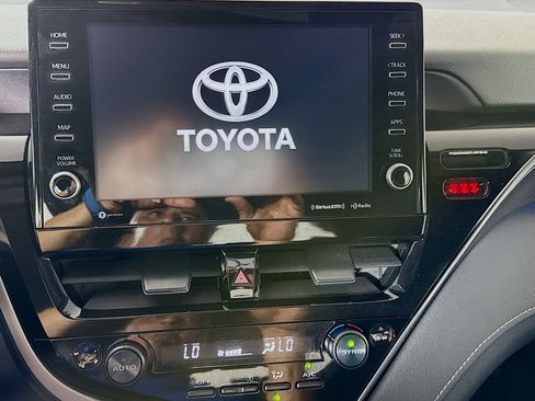 Used 2024 Toyota Camry XSE FWD image 18