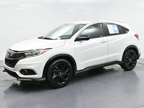 Used 2022 Honda HR-V Sport image 3