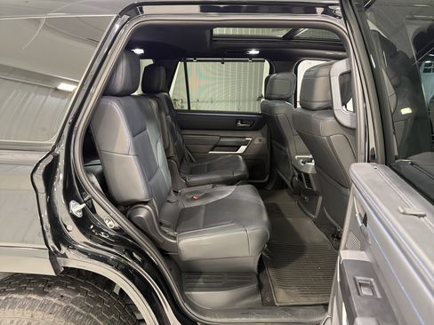 Used 2024 Toyota Sequoia Platinum AWD/4WD image 14