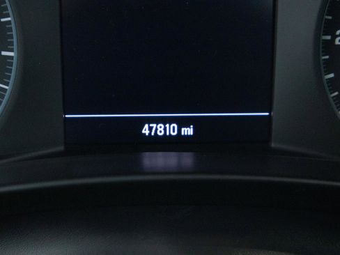 Certified 2022 Chevrolet Equinox LS AWD/4WD image 12