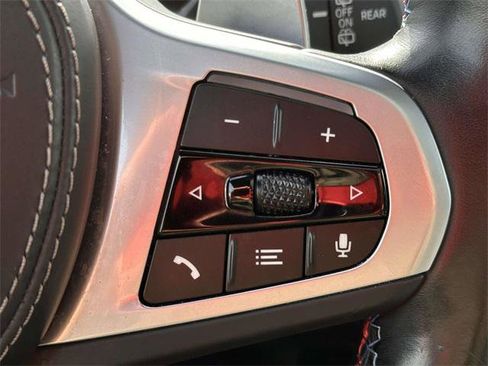 Used 2023 BMW X7 M60i w/ Executive Package image 25