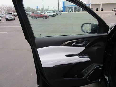 New 2026 Chevrolet Traverse High Country w/ LPO, Floor Liner Package image 16