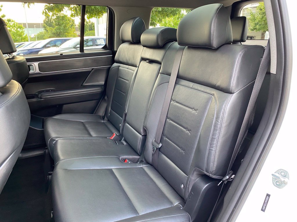 Used 2024 Hyundai Santa Fe Limited AWD/4WD image 27