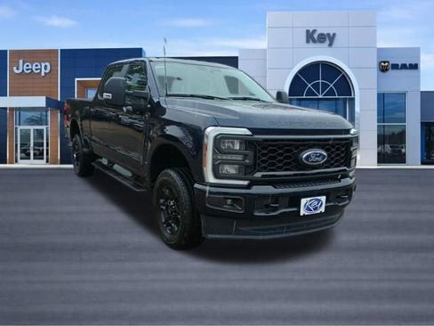 Used 2024 Ford F250 XL w/ STX Appearance Package AWD/4WD image 8