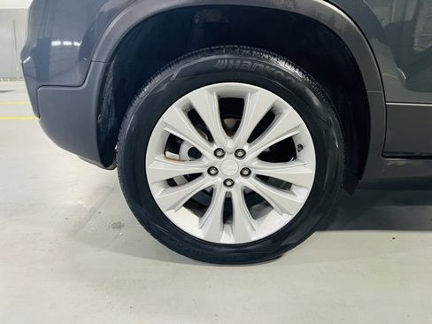 Used 2020 Chevrolet Trax Premier image 11