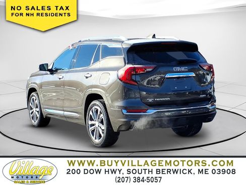 Used 2019 GMC Terrain Denali w/ Advanced Safety Package image 3
