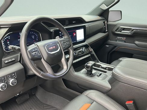 Used 2023 GMC Sierra 1500 AT4 w/ AT4 Premium Package AWD/4WD image 15