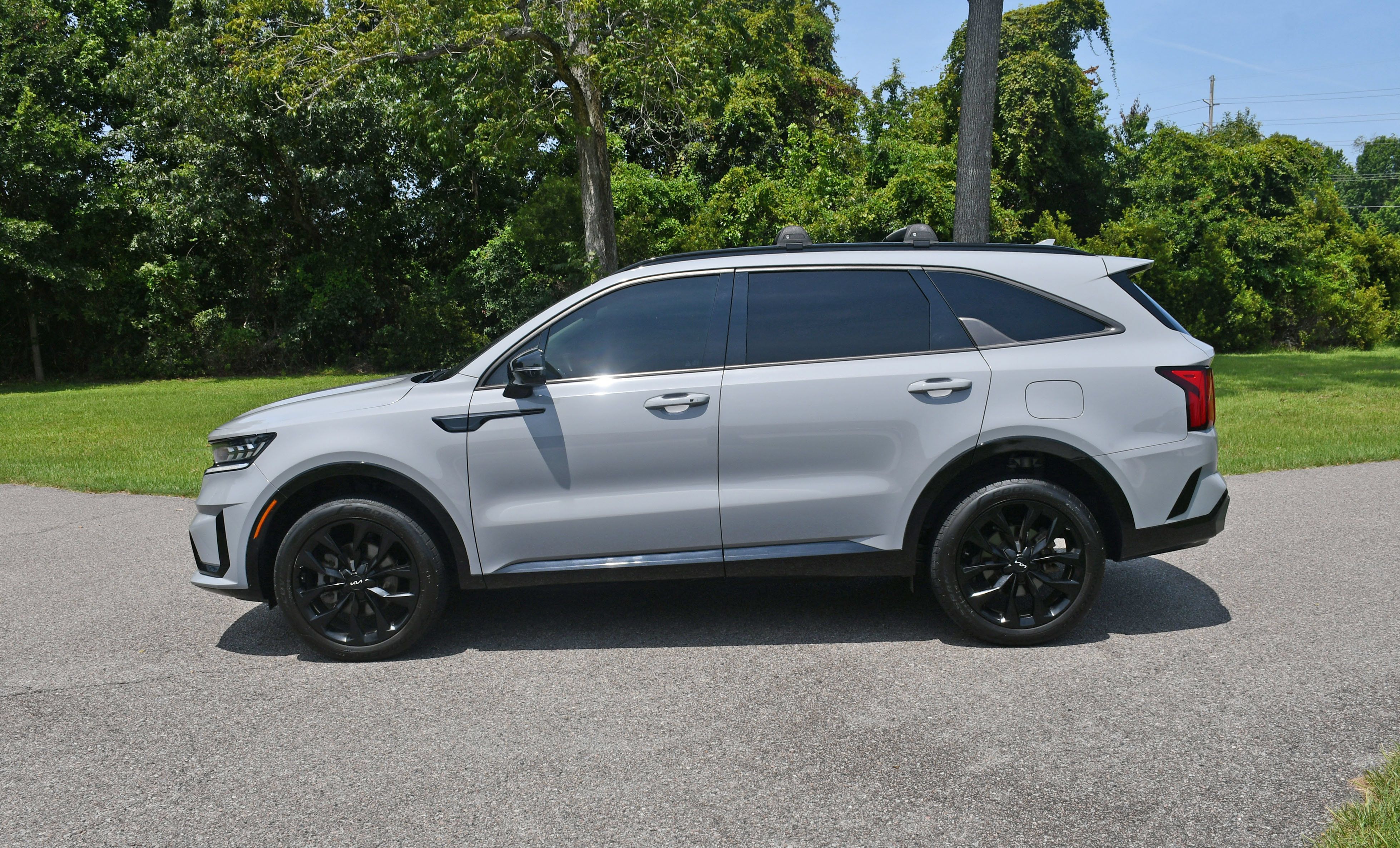 Used 2022 Kia Sorento SX AWD/4WD image 2