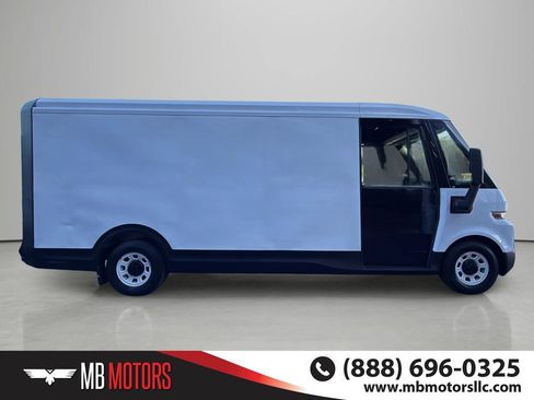 Used 2023 Chevrolet Brightdrop 600 w/ Active Safety Package 2 AWD/4WD image 5