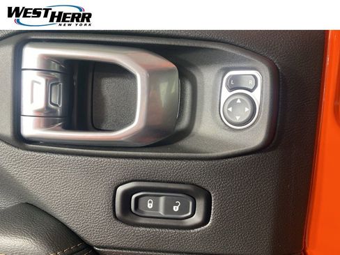 Used 2023 Jeep Wrangler Unlimited Rubicon 392 w/ Trailer Tow Package AWD/4WD image 15