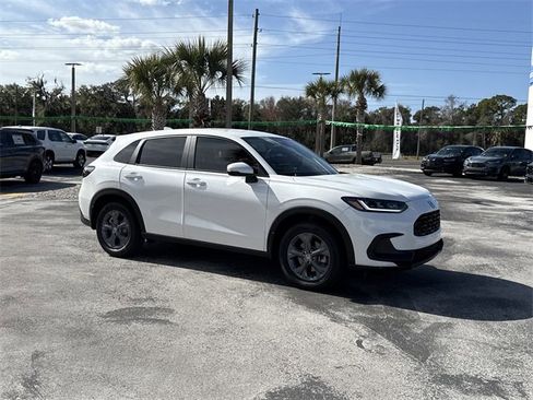 New 2026 Honda HR-V LX image 5