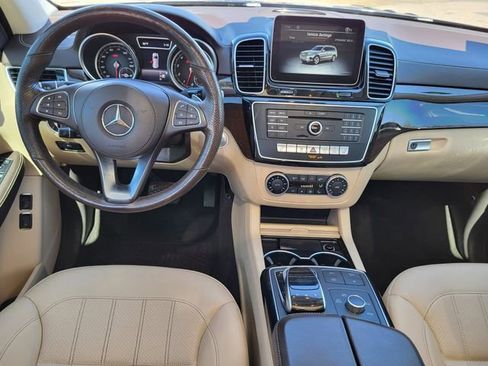 Used 2018 Mercedes-Benz GLS 450 4MATIC image 24