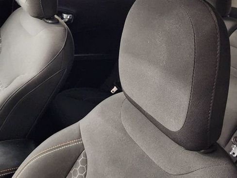 Used 2019 Jeep Compass Sport FWD image 15