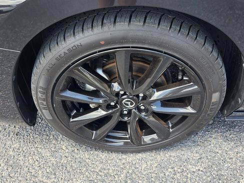 Used 2024 MAZDA MAZDA3 s FWD image 16