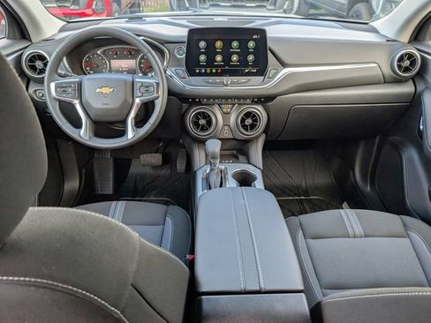 New 2026 Chevrolet Blazer LT w/ Convenience Package FWD image 5