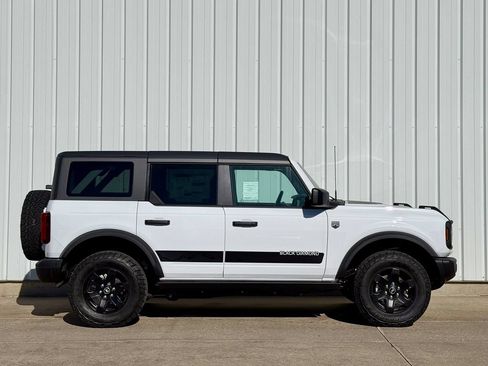 New 2025 Ford Bronco Big Bend w/ Black Diamond Package AWD/4WD image 6