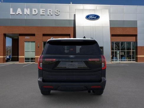 New 2026 Ford Expedition Platinum image 5