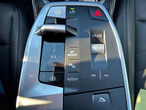 Used 2025 BMW X2 xDrive28i image 32