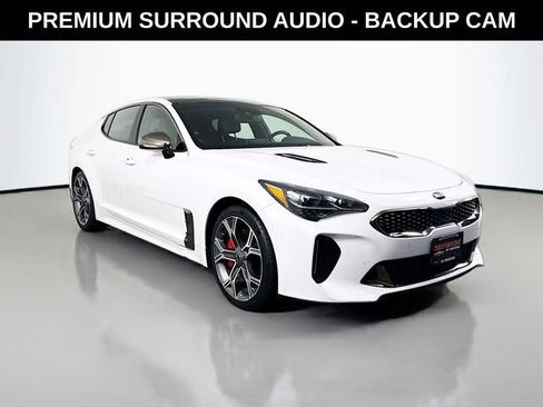 Used 2020 Kia Stinger GT1 image 2
