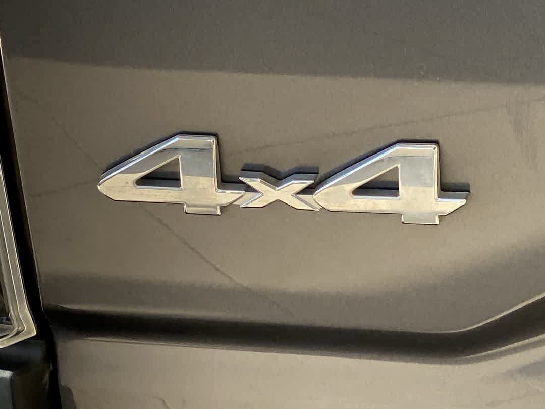 Certified 2021 Toyota Tacoma Limited AWD/4WD image 12