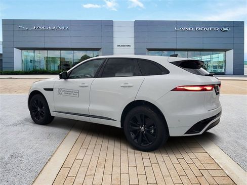 Used 2025 Jaguar F-PACE R-Dynamic S image 7