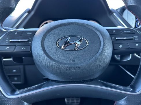 Used 2021 Hyundai Sonata SEL Plus w/ Tech Package image 19