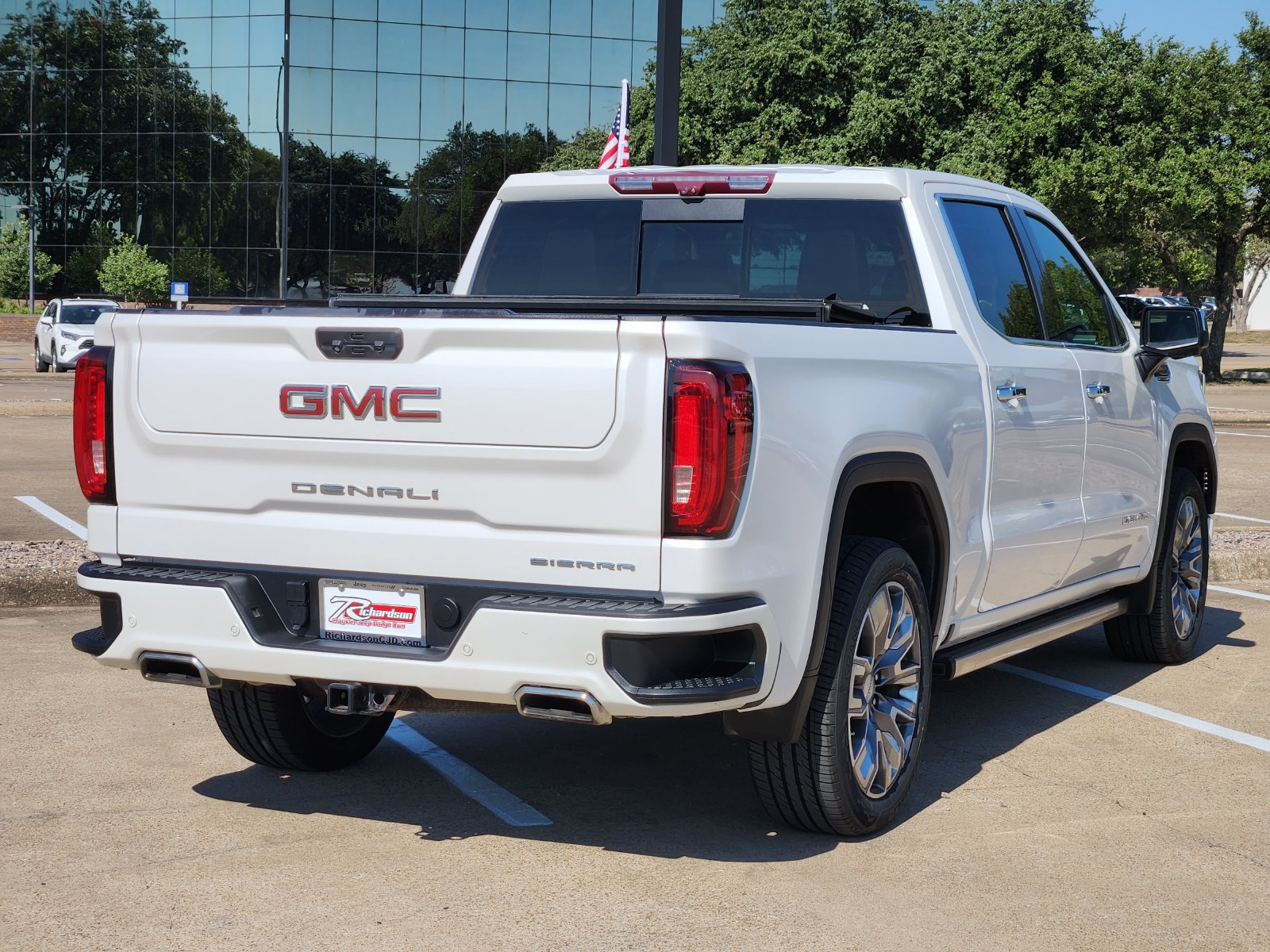 Used 2023 GMC Sierra 1500 Denali w/ Denali Reserve Package AWD/4WD image 6