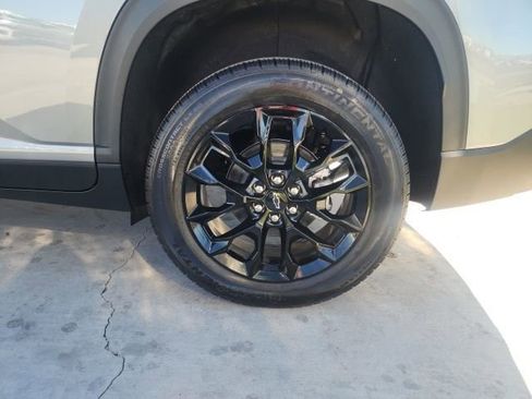 New 2026 Chevrolet Traverse LT w/ Midnight/Sport Edition image 18