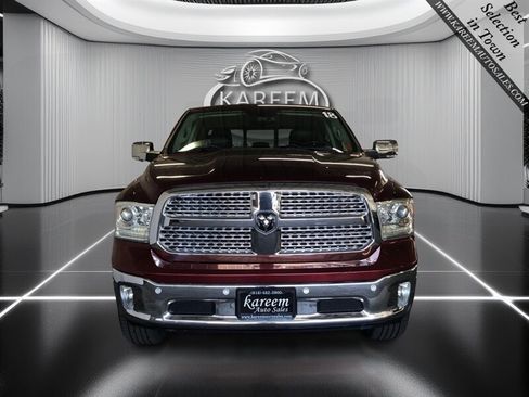 Used 2018 RAM 1500 Laramie w/ Convenience Group AWD/4WD image 2