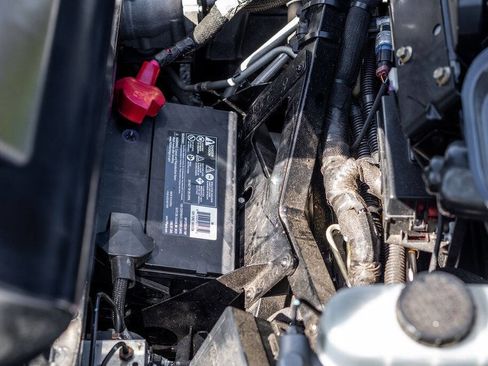 Used 2006 Ford GT image 64