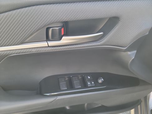 Certified 2025 Toyota Camry SE FWD image 16