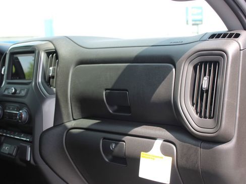 New 2026 Chevrolet Silverado 2500 Custom w/ Custom Value Package AWD/4WD image 31