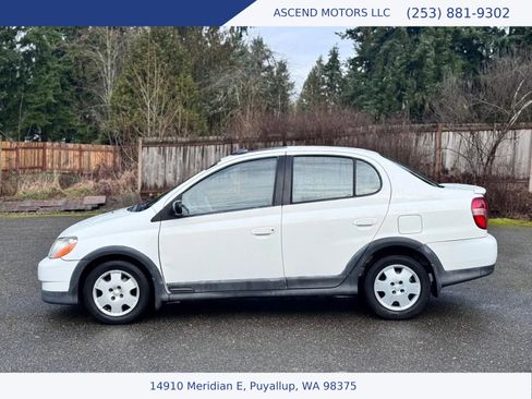 Used 2001 Toyota Echo Sedan 4D image 2