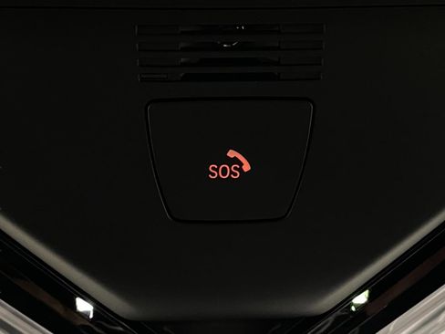 Certified 2023 BMW X5 xDrive40i w/ Premium Package image 32