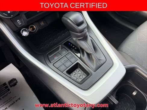 Certified 2025 Toyota RAV4 XLE AWD/4WD image 21