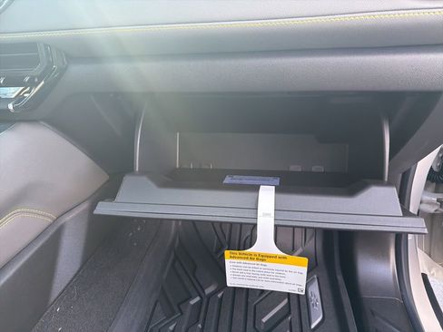 New 2026 Chevrolet Colorado ZR2 w/ Technology Package image 31