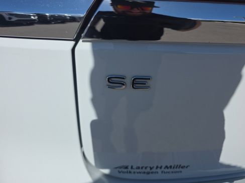 Used 2021 Volkswagen Atlas SE image 24