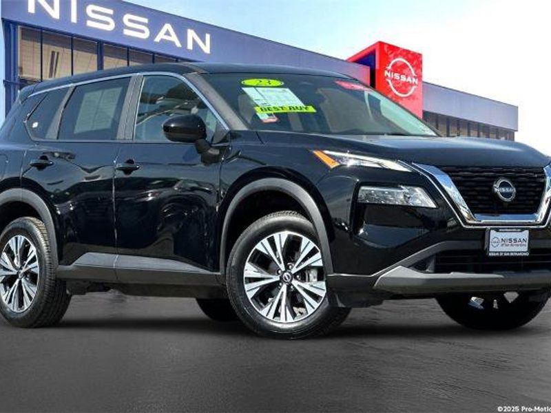 Certified 2023 Nissan Rogue SV image 1