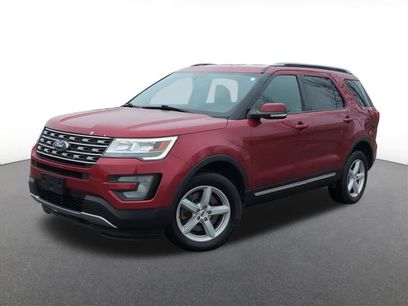 Used 2017 Ford Explorer XLT w/ Equipment Group 202A