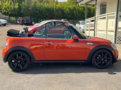 Used 2013 MINI Cooper S image 16