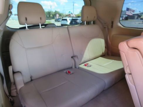 Used 2008 Lexus LX 570 4WD image 17