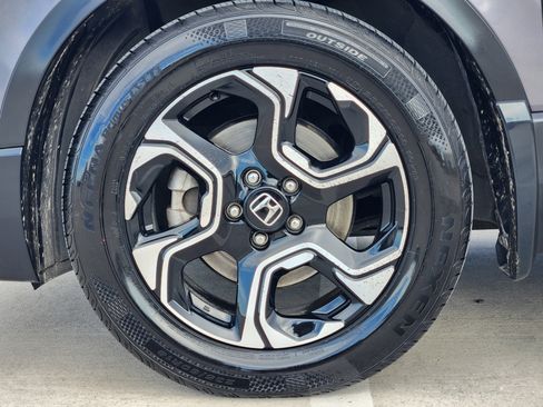 Used 2019 Honda CR-V Touring image 11