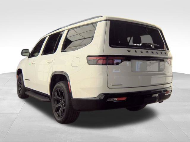 Used 2023 Jeep Wagoneer Series II AWD/4WD image 8