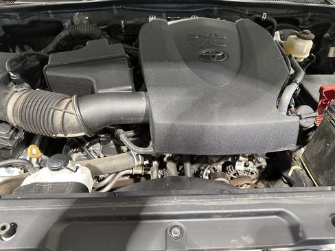 Used 2022 Toyota Tacoma SR5 image 23