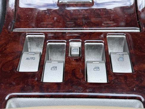 Used 2005 Lincoln Aviator 2WD image 7
